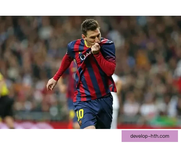 梅西时代的传奇轨迹与足球王者荣耀征程全景解读三十年辉煌篇章