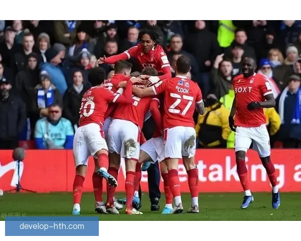 诺丁汉森林俱乐部新赛季备战全面展开 引援动作频繁期待战力提升