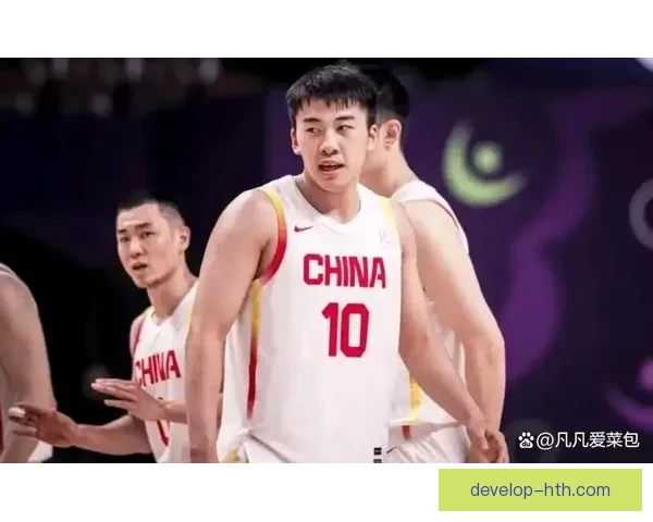 中国男篮力克澳大利亚晋级世界杯四强 全队表现令人称赞