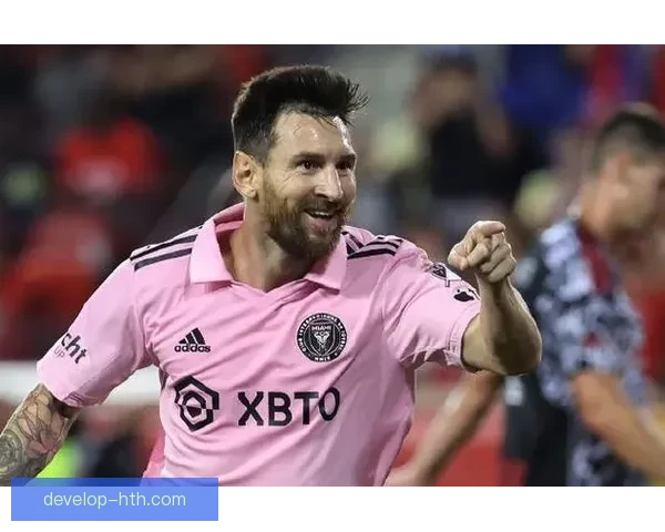 梅西正式加盟迈阿密国际队 首次亮相美国赛场引发全球关注