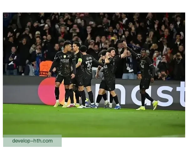 欧洲劲旅鏖战新赛季，球星表现引发球迷热议与讨论